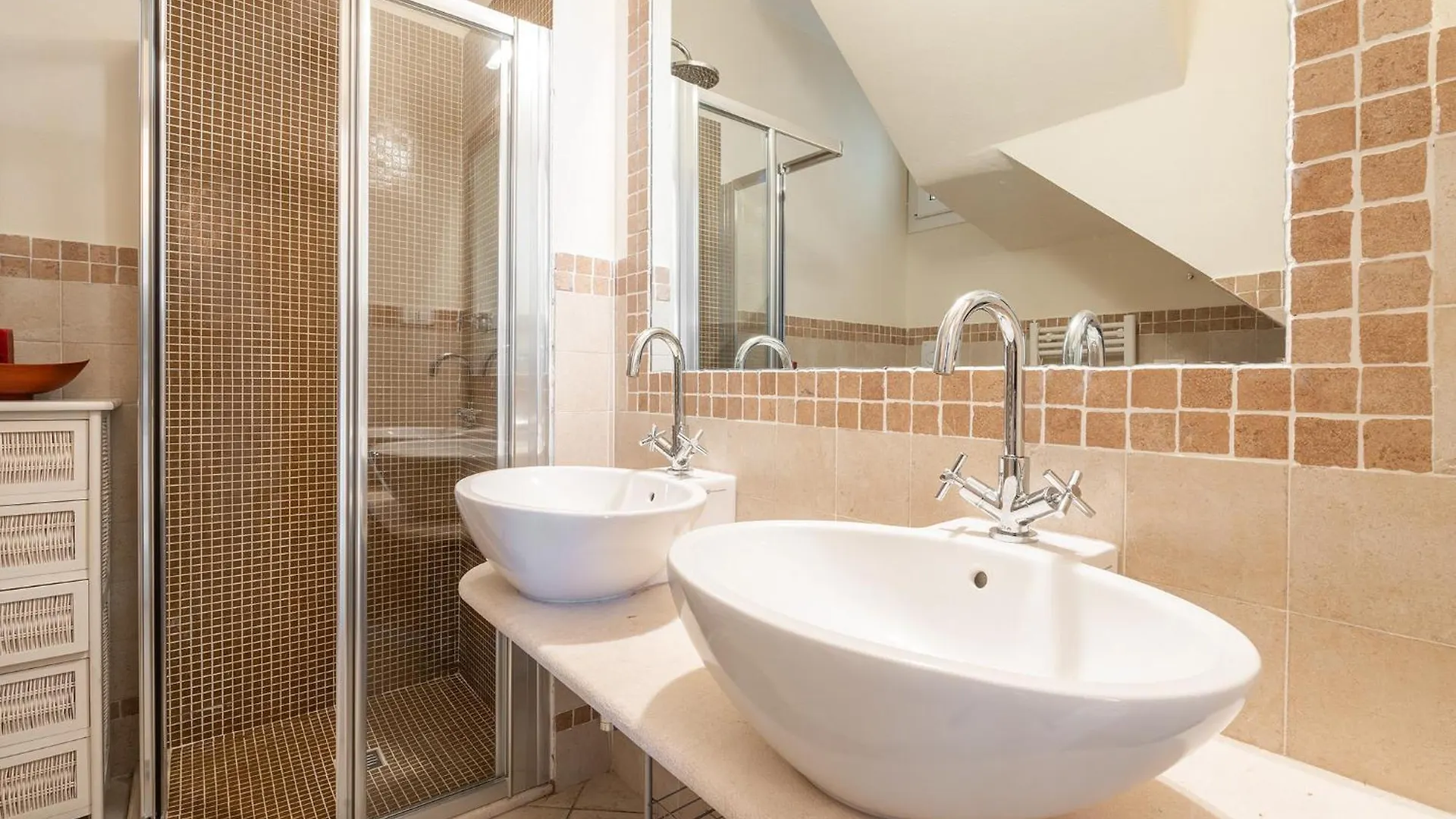 Jasmine Panoramic Hideaway Apartment Riva dei Pini 0*,  Italy