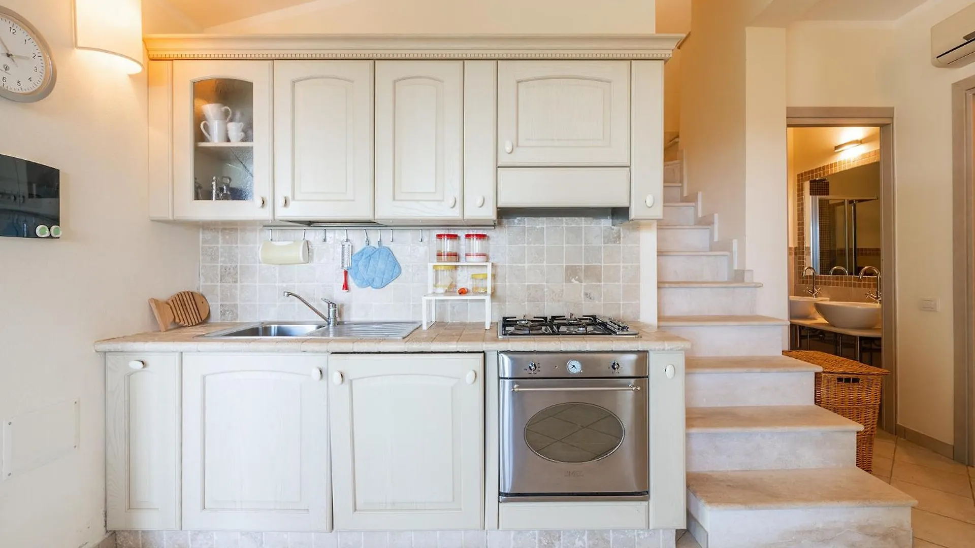 דירות Riva dei Pini Jasmine Panoramic Hideaway איטליה