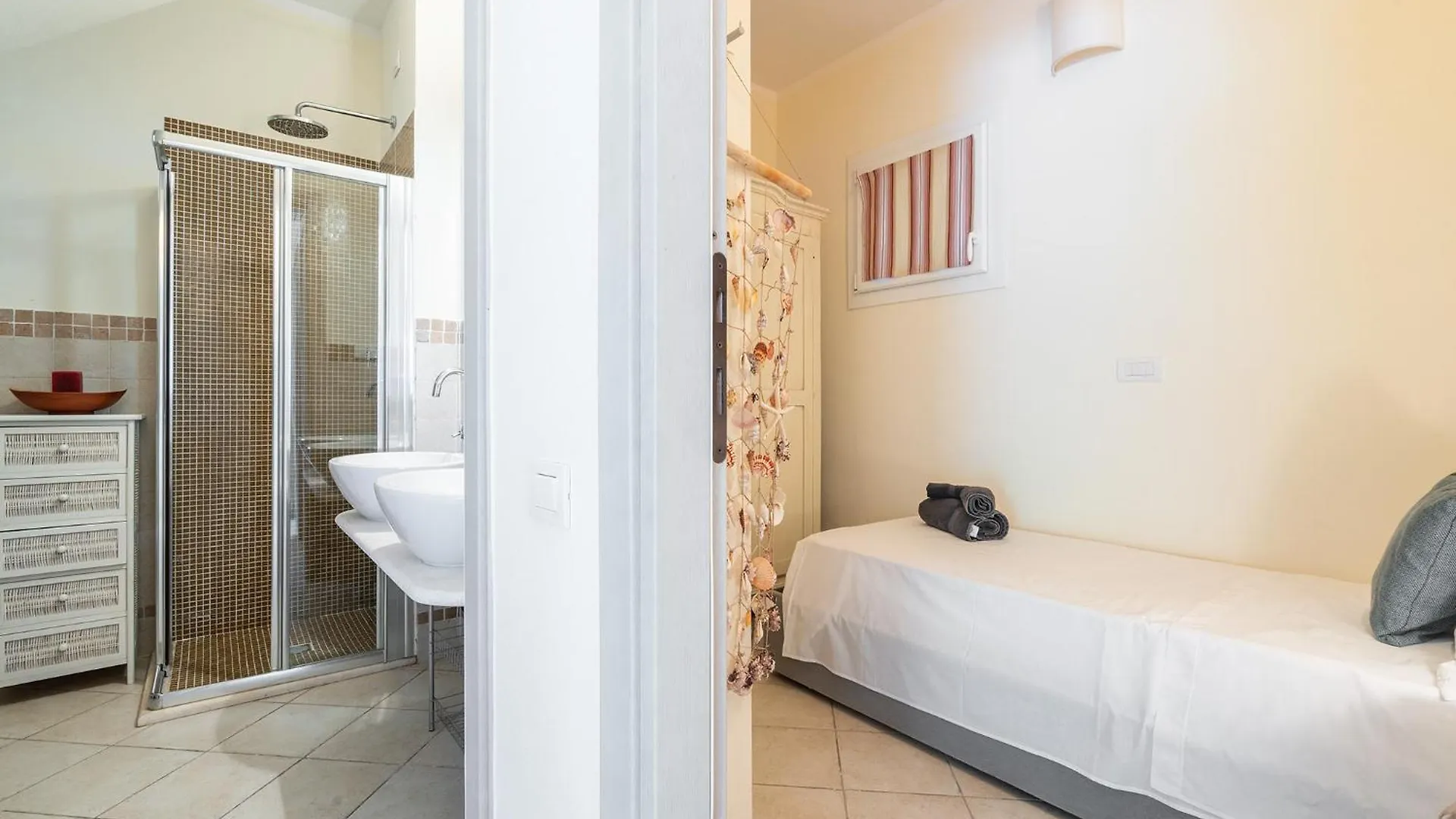 Jasmine Panoramic Hideaway Apartment Riva dei Pini